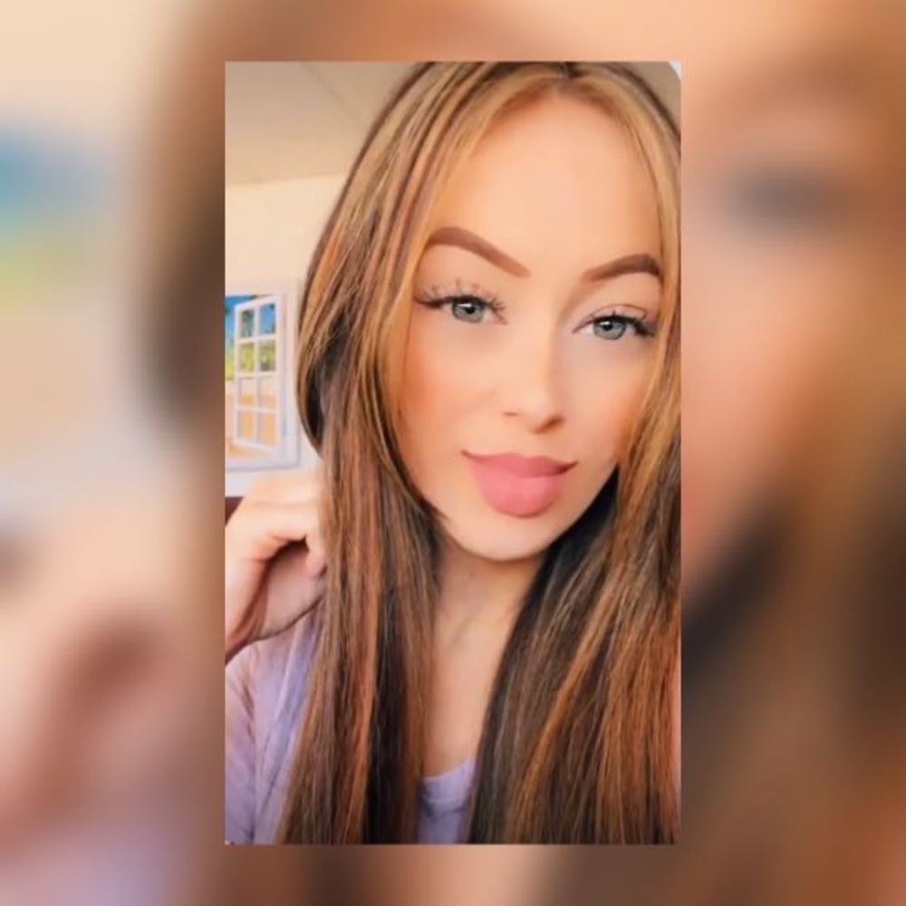 Meet your Posher, Vanessa